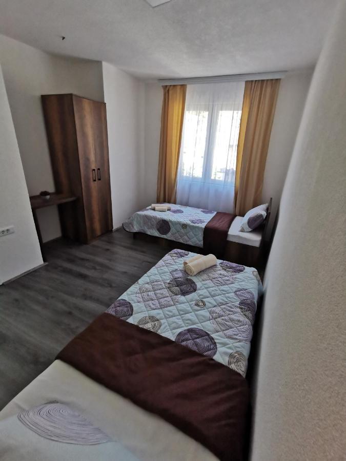 Gopo Guesthouse Elshani Luaran gambar