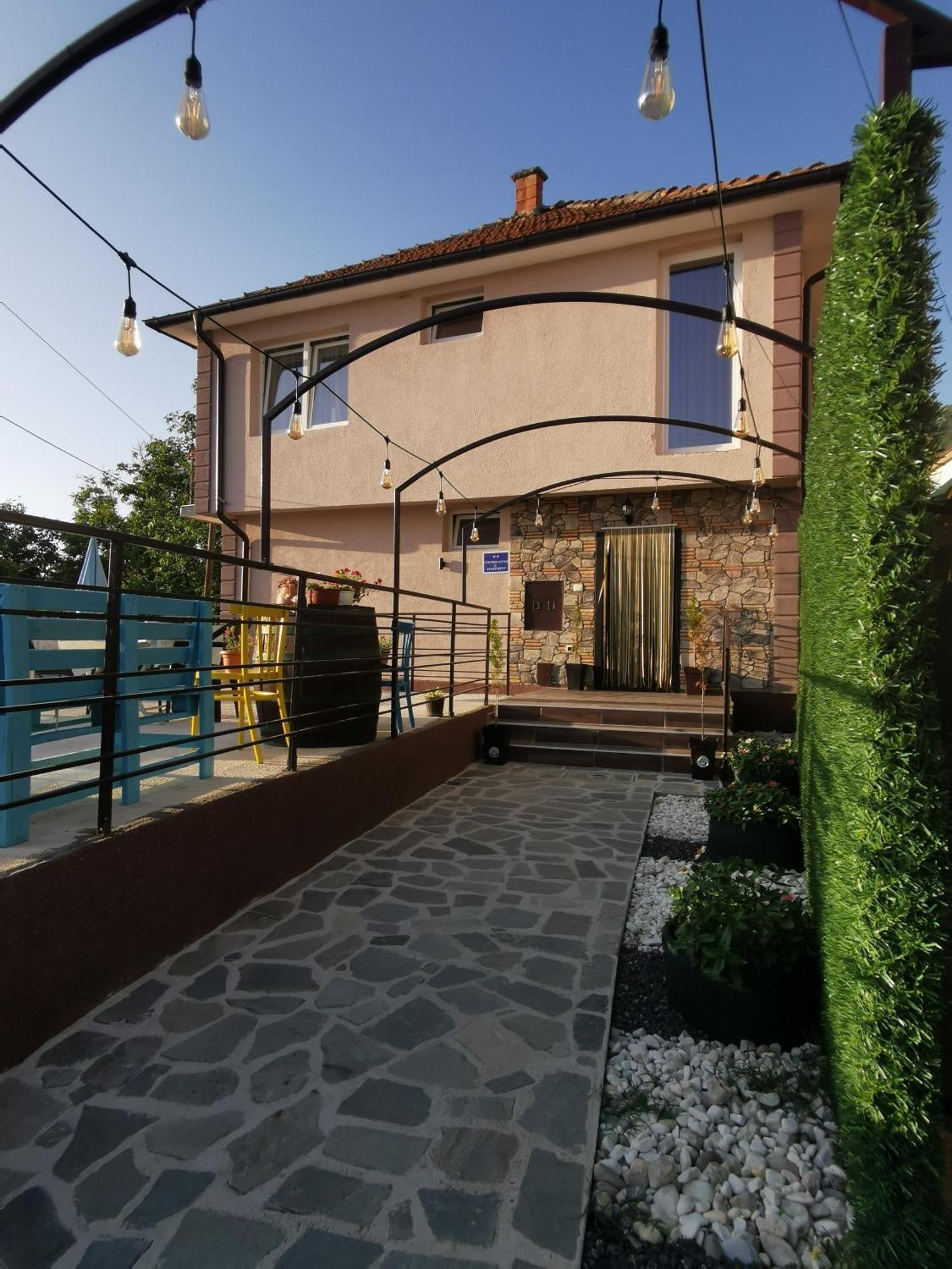 Gopo Guesthouse Elshani Luaran gambar